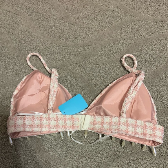 Top - Picture 2 of 2